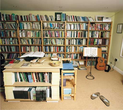 Shedworking: Writers' rooms: Simon Gray