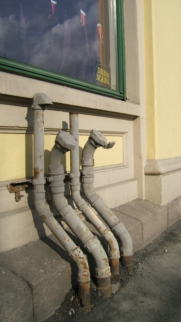 paula.lindblom norwegian pipe guys hanging in the sun…