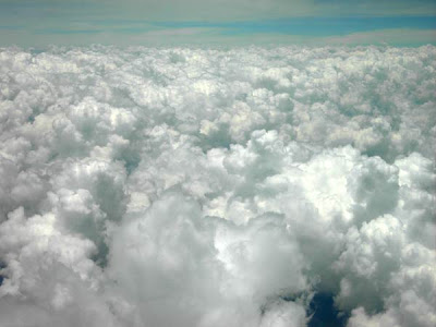 Volando entre las nubes hay personas queridas que ya no están entre nosotros. Bogotá-Quibdó, marzo 2008