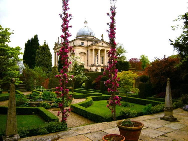 Jacquetta Menzies Garden Design Henbury Hall Gardens