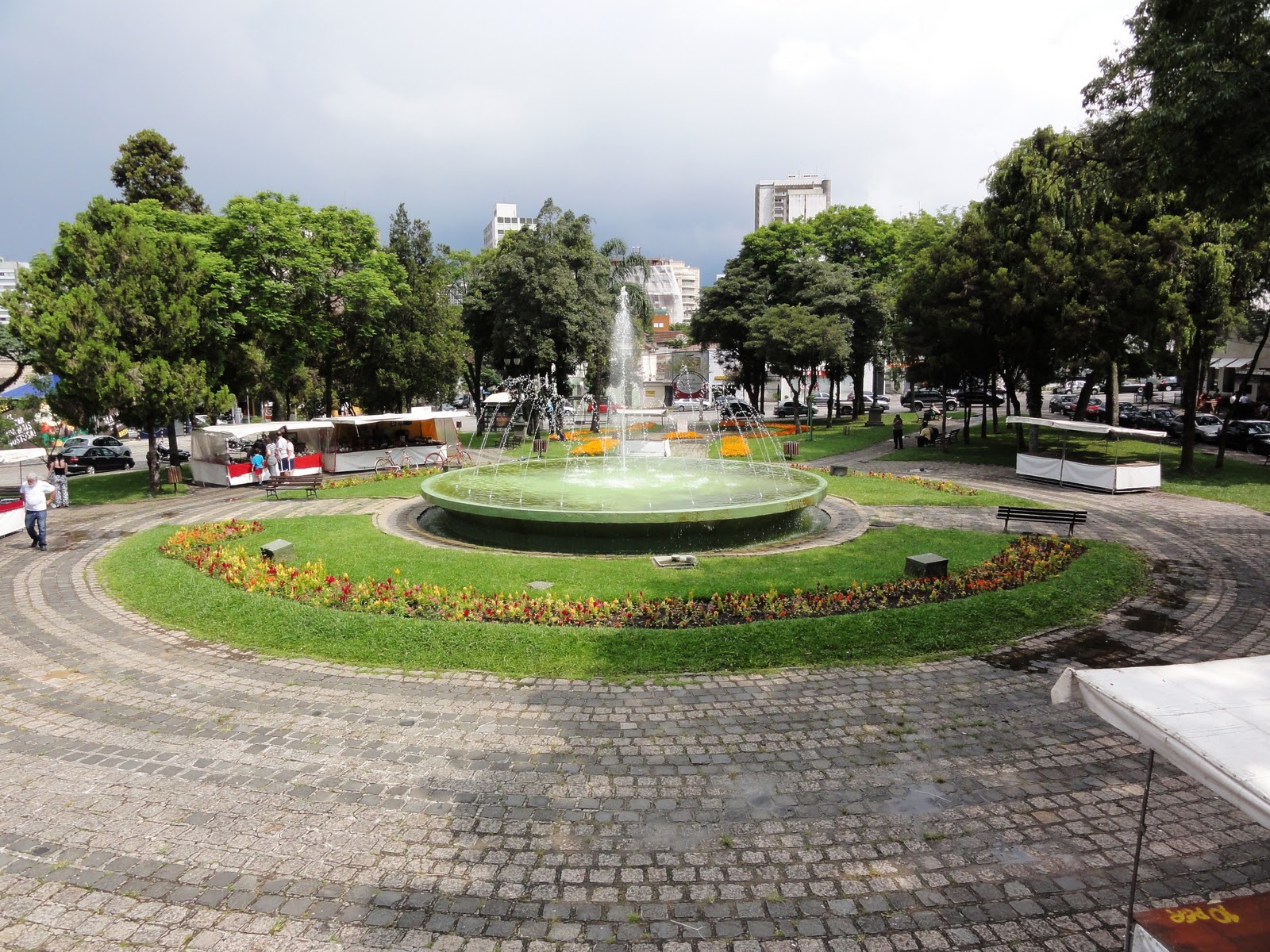 Curitiba para não Curitibanos Praça da Espanha