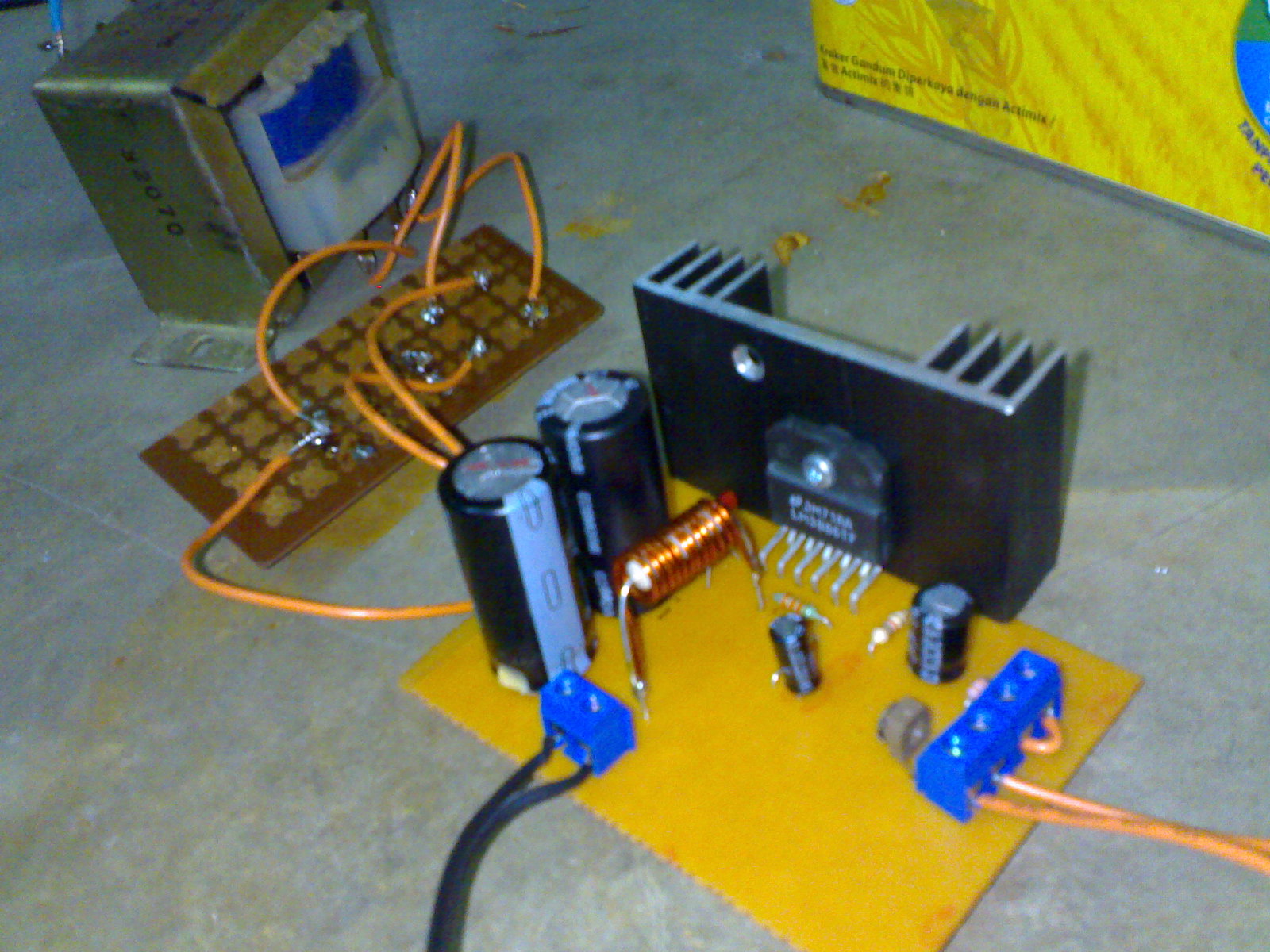 Electronic Life: Test LM3886T