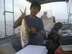 My son Zia juga minat mancing