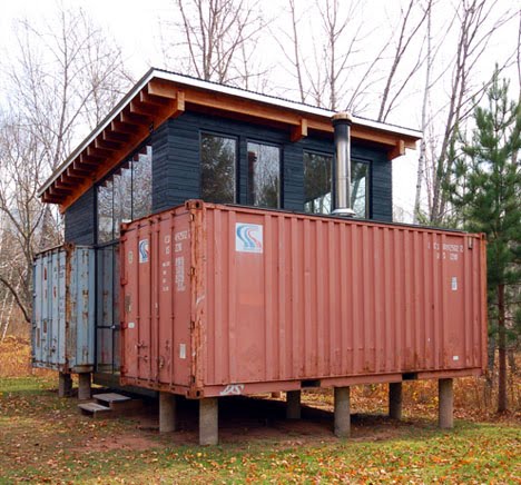 Lloydâs Blog: DIY Cargo Shipping Container Home on Stilts