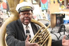 [mark+tuba+smith.jpg]