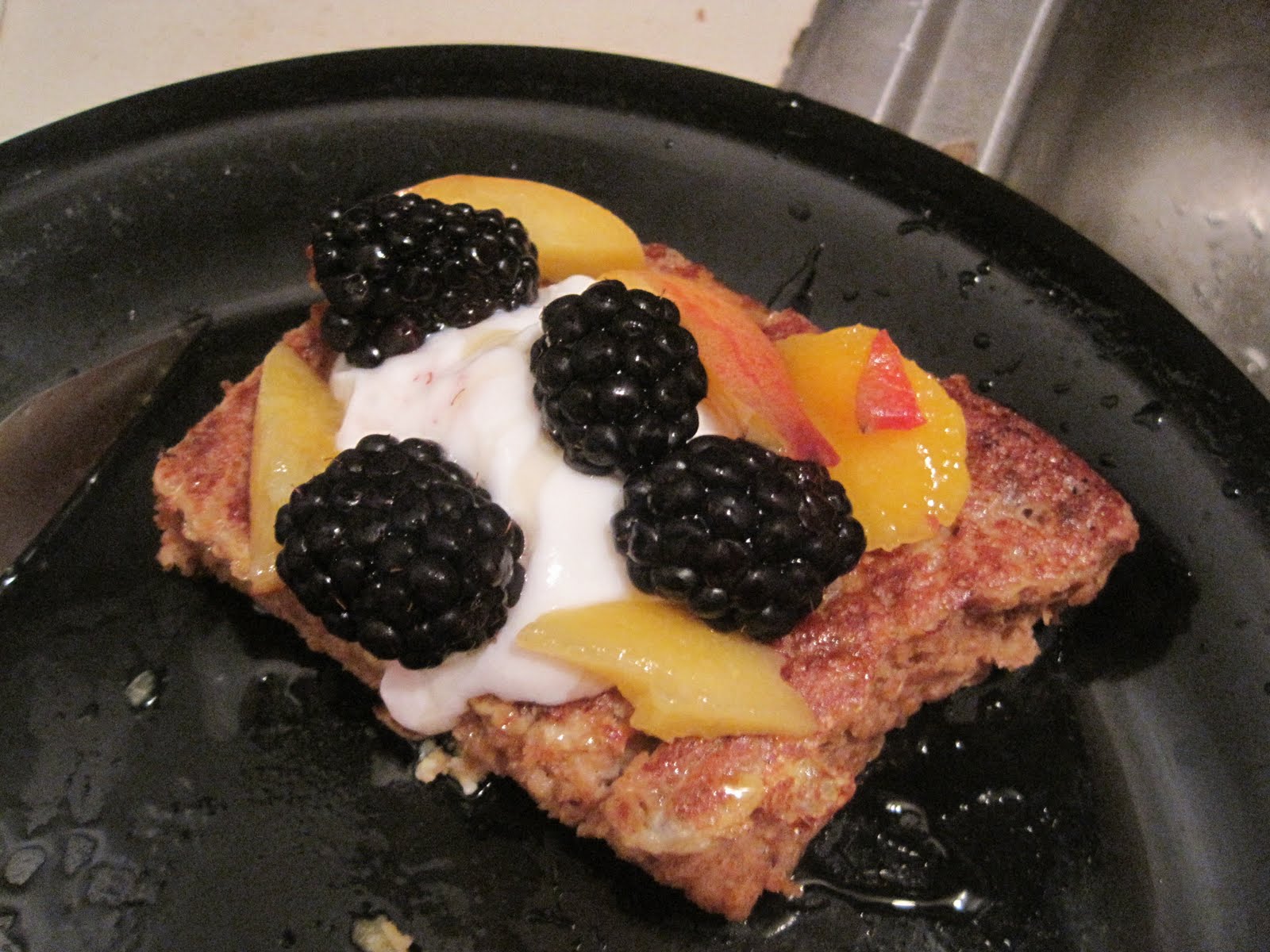 robustcuisinier French Toast with Yogurt and Berries