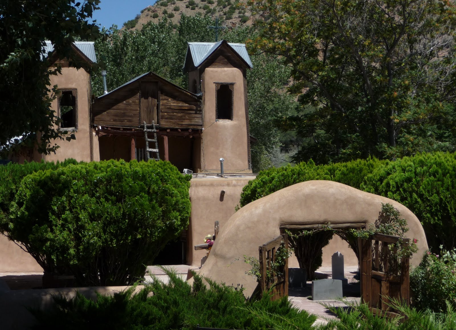 Kathy Dunham Artist & Photographer Santuario de Chimayo