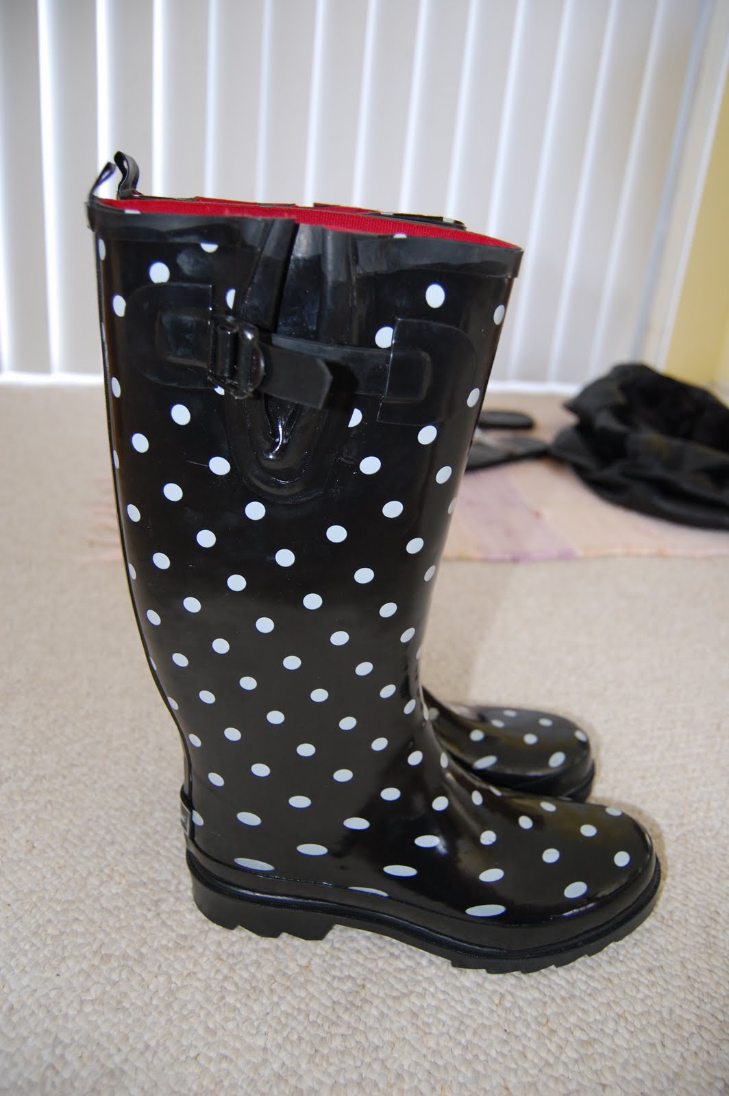 a blog: rain boots