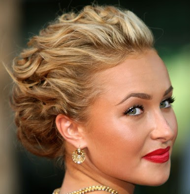 simple prom hairstyles 2011 for medium. easy prom updos for long hair.