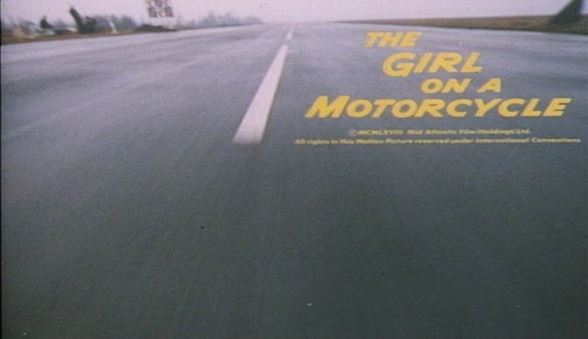 [Girl+on+Motorcycle228.jpg]
