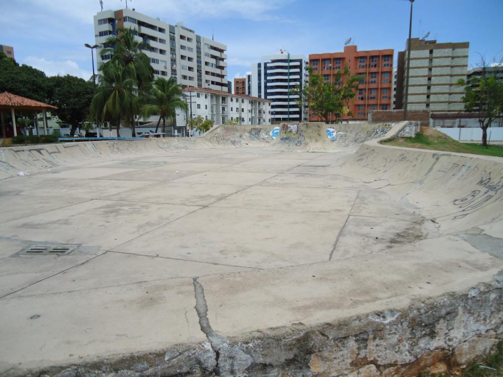 https://2.bp.blogspot.com/_xFDdK3_exPU/TNbv2cXM3LI/AAAAAAAADaY/UYmGczNSnsI/s1600/praca+do+skate+maceio+(1).jpg