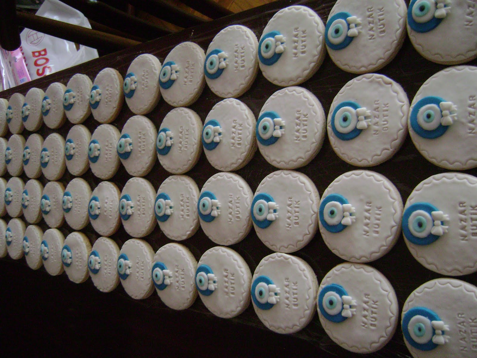 küçük mutfak NAZAR BONCUKLU KURABİYELER