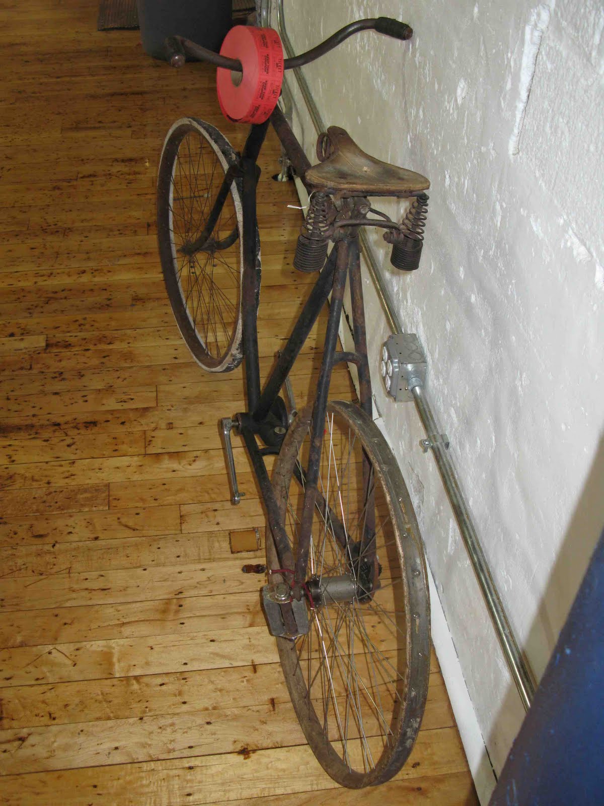 [Dudley+Columbia+CL+rear.jpg]