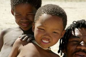 300px%2520DragonWoman%2520Bushmen%2520kids%25201%5B1%5D.jpg