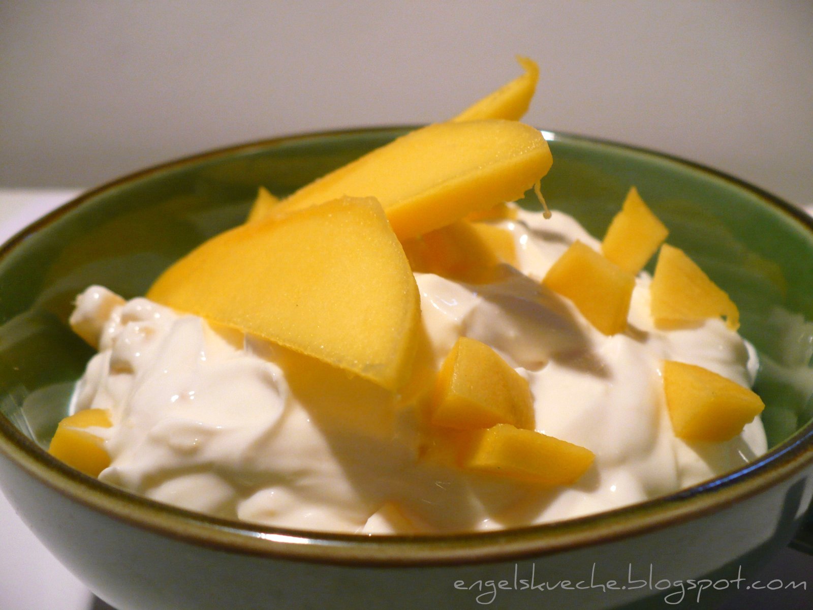 Essen aus Engelchens Küche: Beschwipste Mango-Quark-Creme
