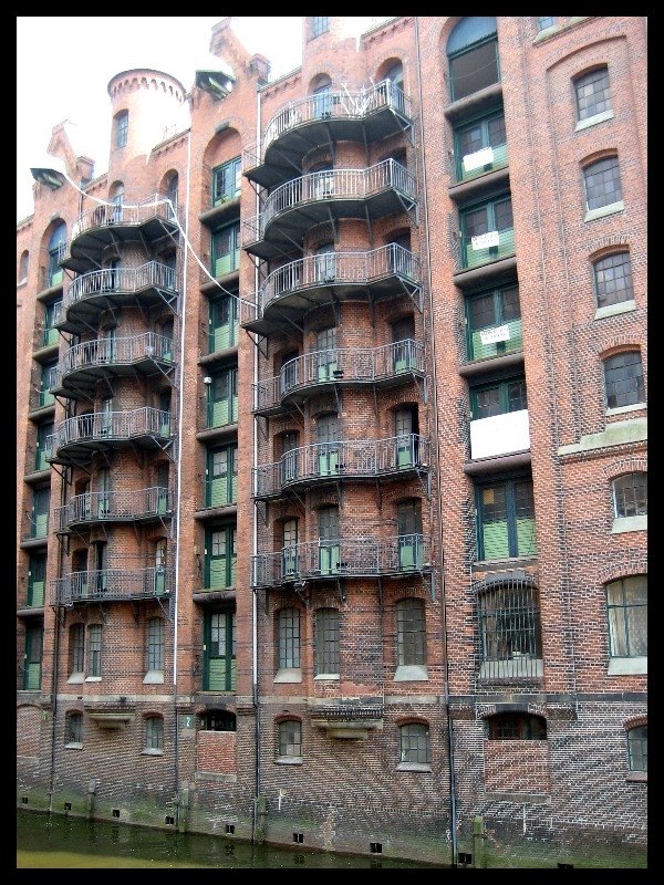 Dzielnica spichlerzy (Speicherstadt) w Hamburgu