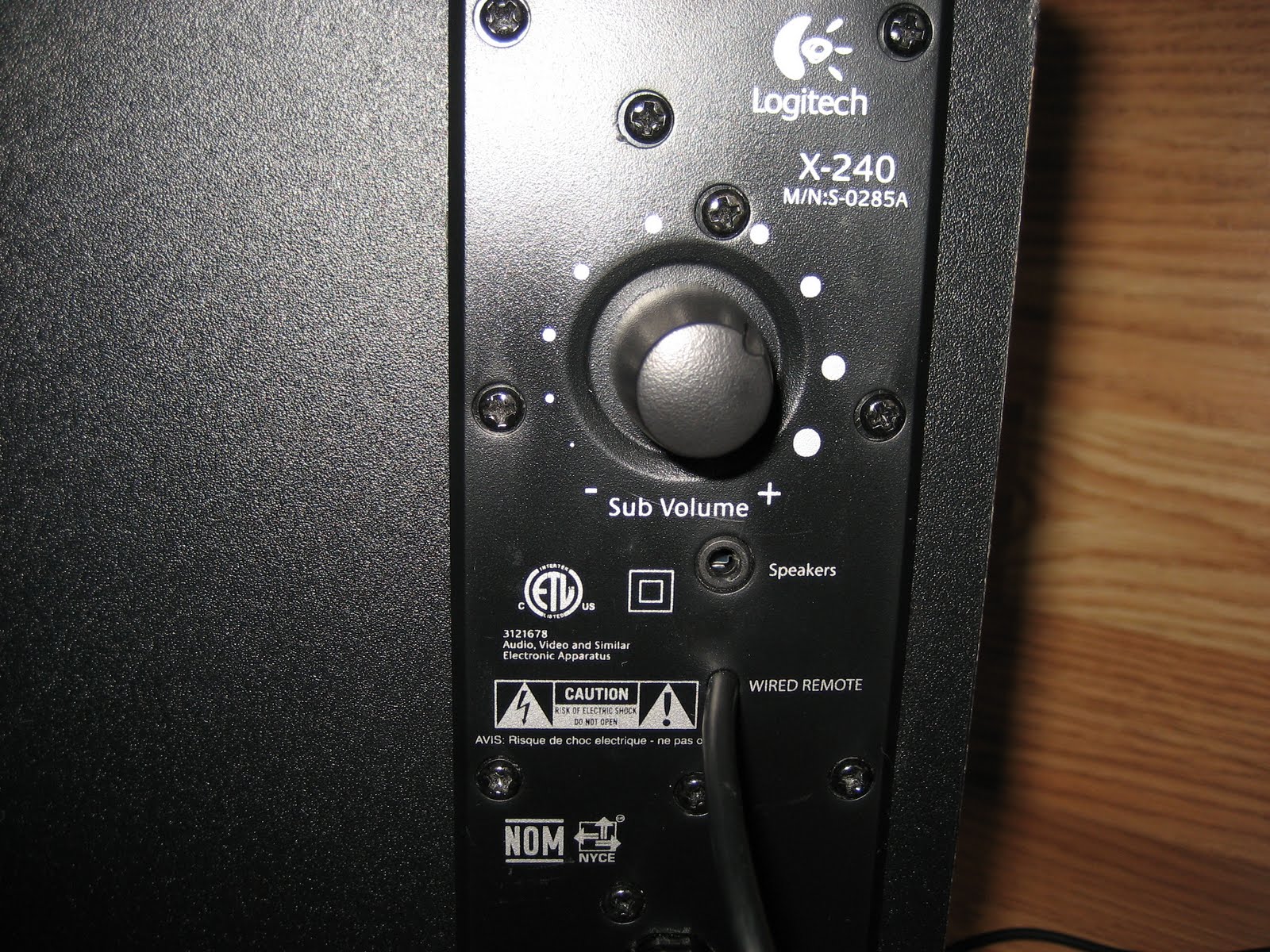 noboxtospeakof ( no box to speak of ): Logitech X-240 PC 2.1 Speakers