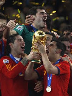 Spain wins world cup 2010