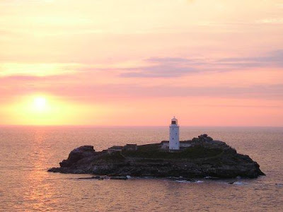Sunset_Godrevy_Lighthouse_500_Large_Image
