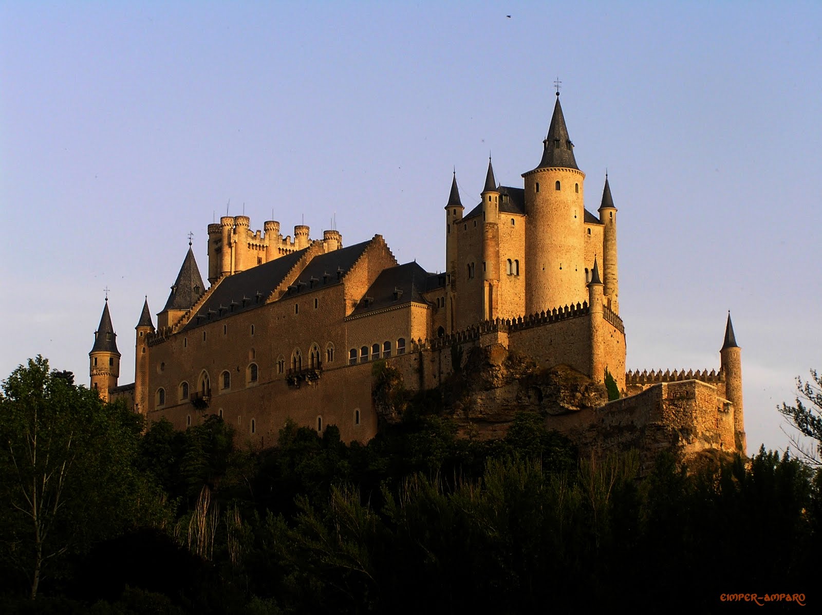EIMPER MEDIEVAL Alcázar de Segovia ( Segovia)