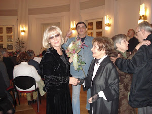 Ja, moja mama Vesna i moj suprug Zdenko u krugu ljubavi, našem prostor- vremenu