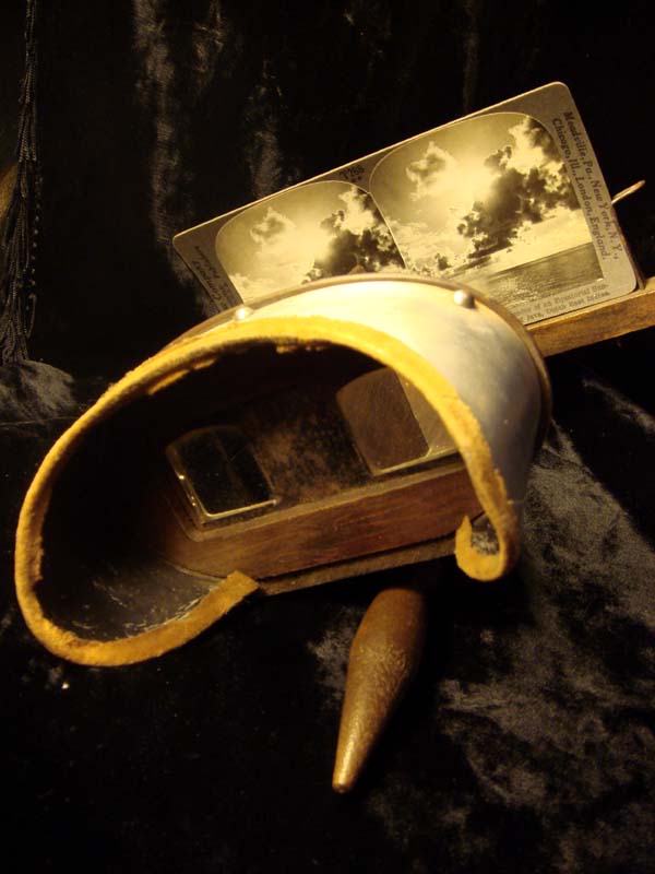 [Anaglyph+antique.jpg]