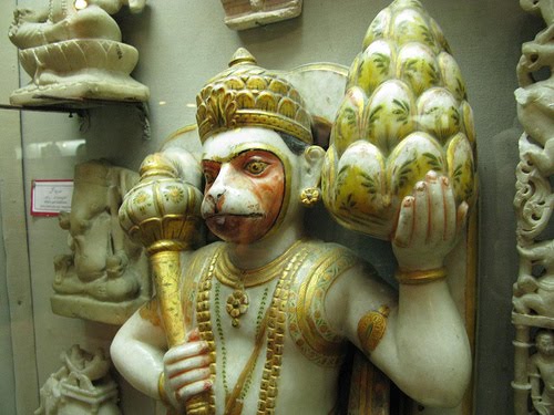 hanuman statue @ lahore museum