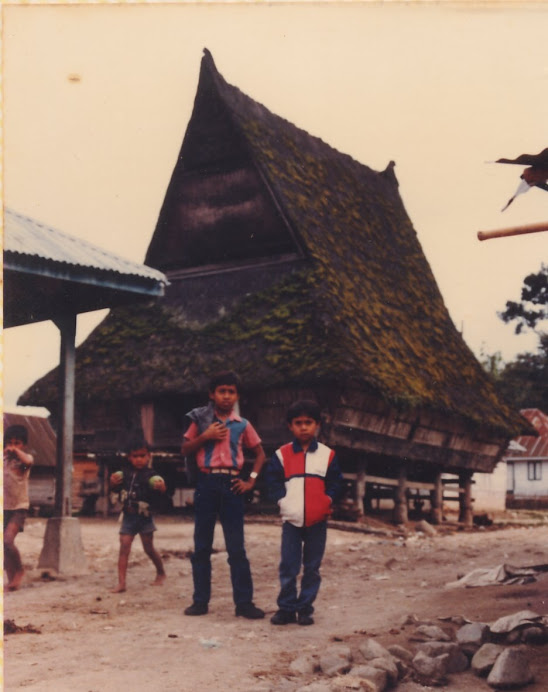 Rumah Adat Karo, 1985