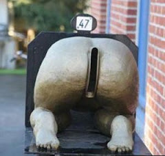 A monument to the Butt Cracks of the world