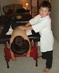 EVERYONE WANTS TO LEARN MASSAGE!