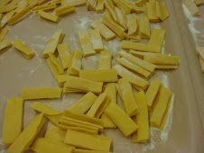 Penchi - A tri fold pasta -