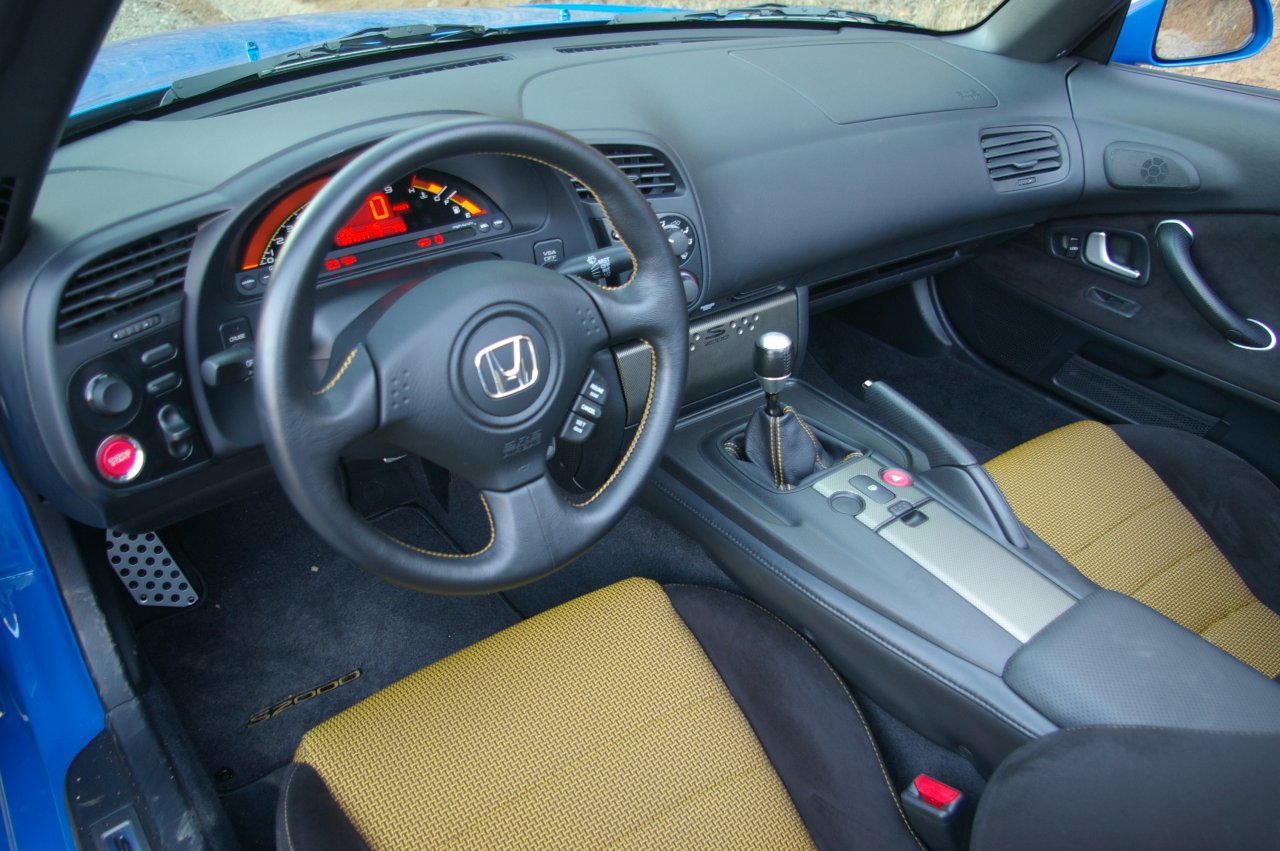 Tom's Honda S2000 Blog: S2000 Interiors