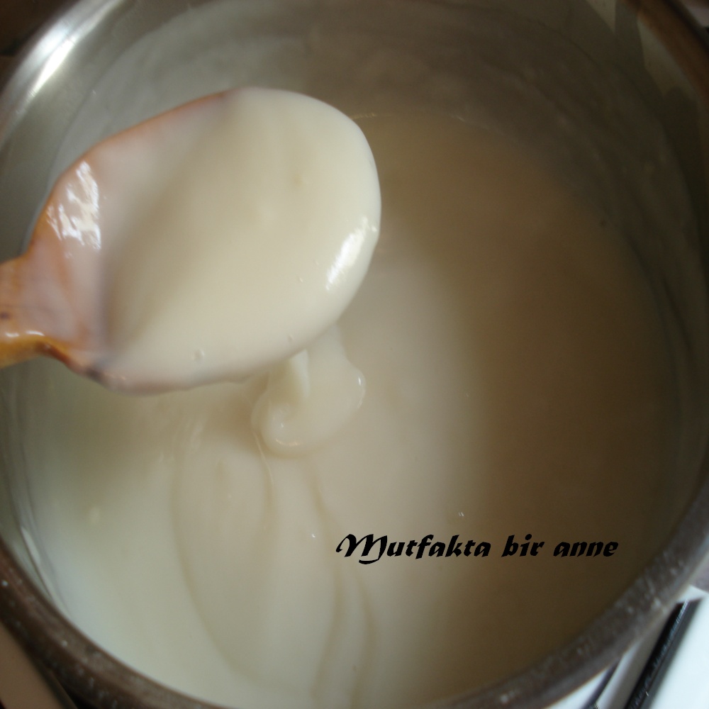 YEMEK MUCİZELERİ TAVUK GÖĞSÜ ( MUHALLEBİSİ)