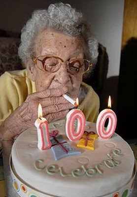 Funny Birthday Cakes on Crazy Funny Photos  Really Funny 100th Birthday Photo