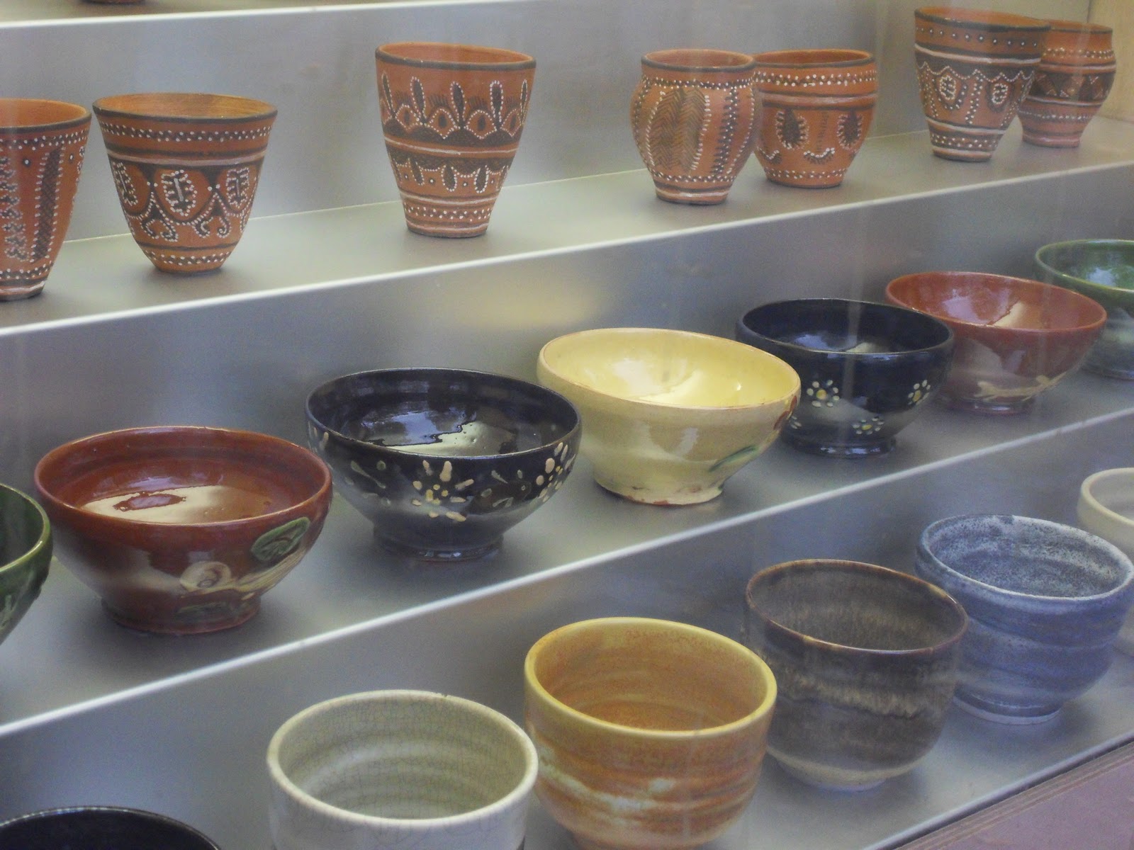 Poterie et papoteries: 1001 bols un concept réussi