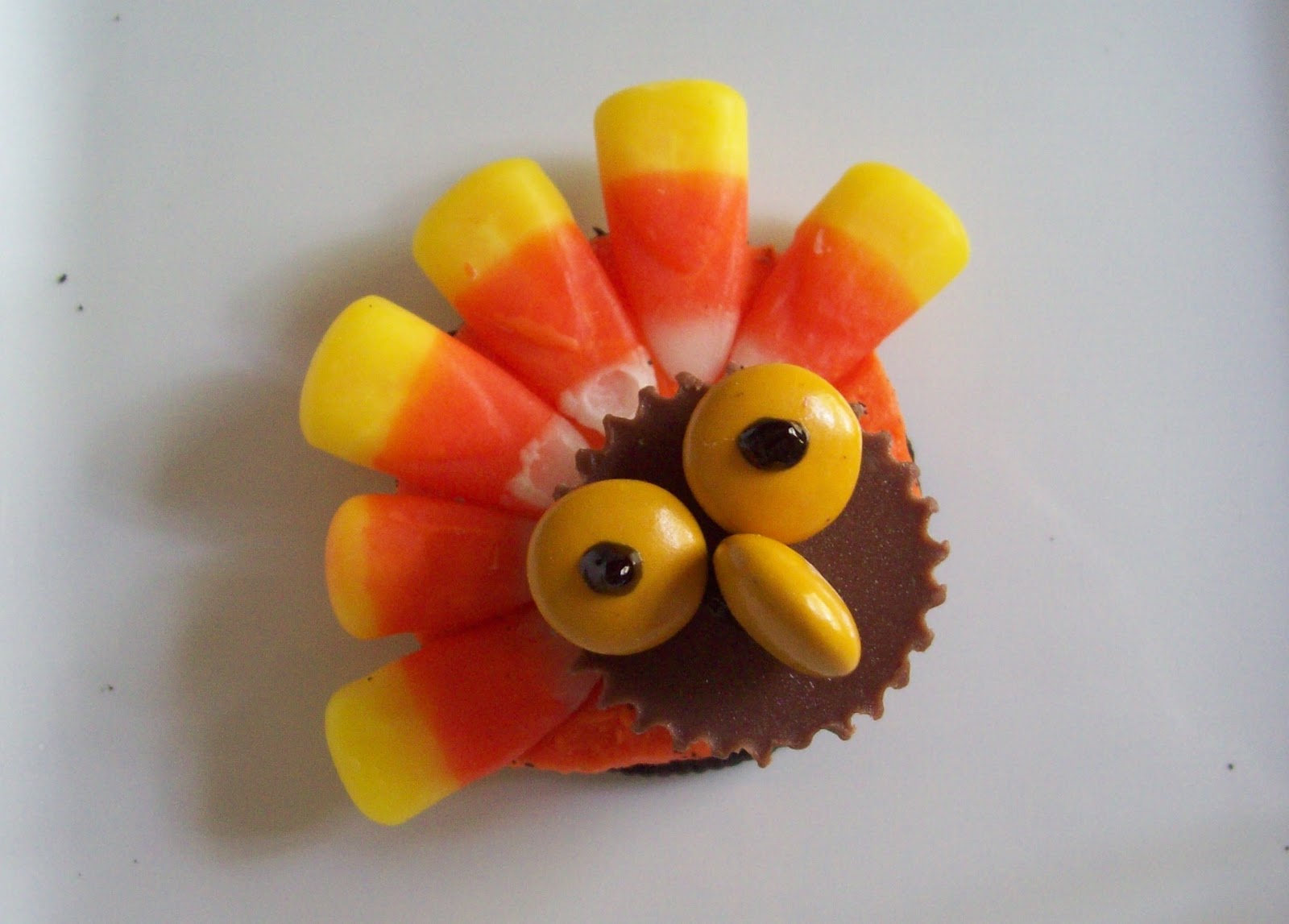 Wife, Mom, Blogger: Solo Ops, Life After The Marine Corps: Candy Turkeys