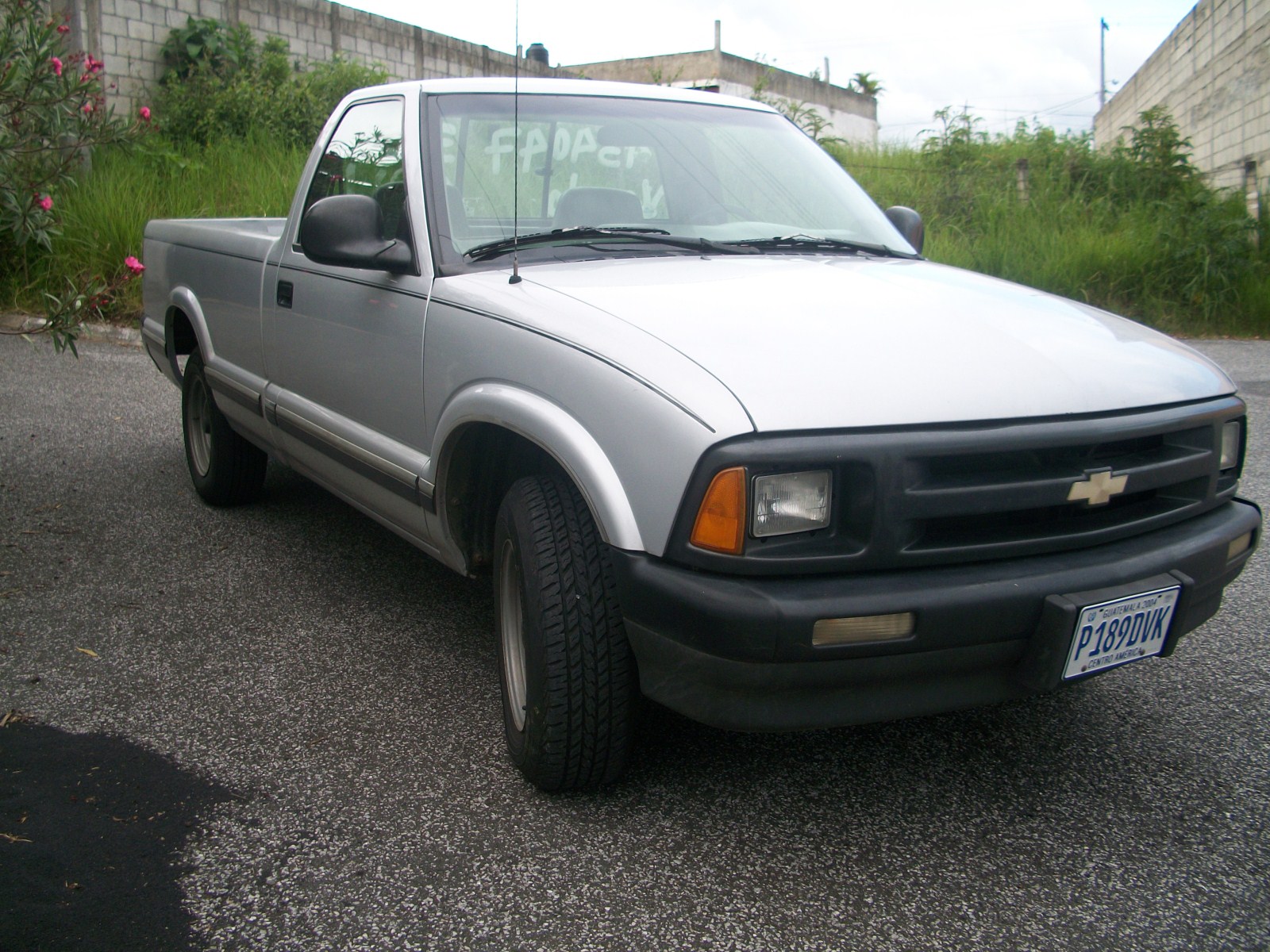Autos usados de Guatemala.: CHEVROLET CHEVY S10 MODELO 97.