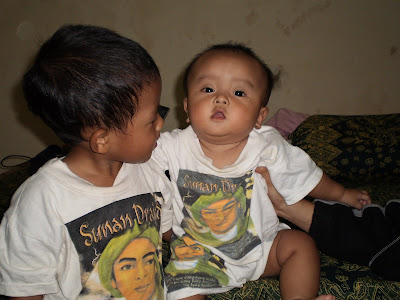 Farzan Esfandiar and Najah Nawawi Ganjaran