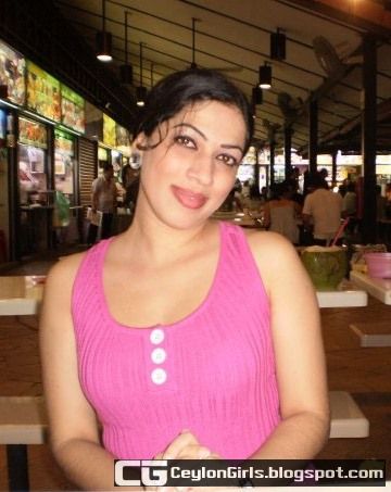 Anusha-Rajapaksha-022-ceylongirls.blogspot.com.jpg