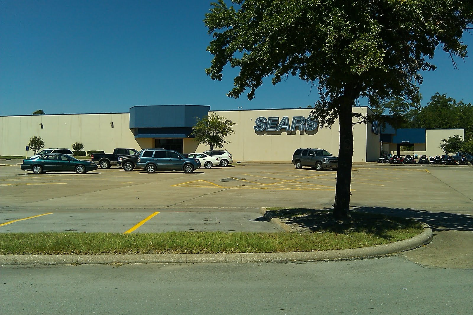 The Louisiana and Texas Retail Blogspot Lufkin Mall; Lufkin Texas
