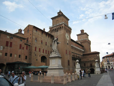 photoaltan11: blood on stool surface