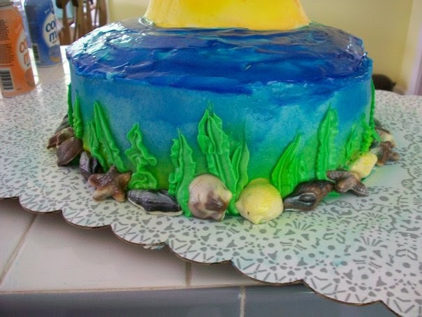 Sadie's Cakes!: Birthday Tropical Island Cake