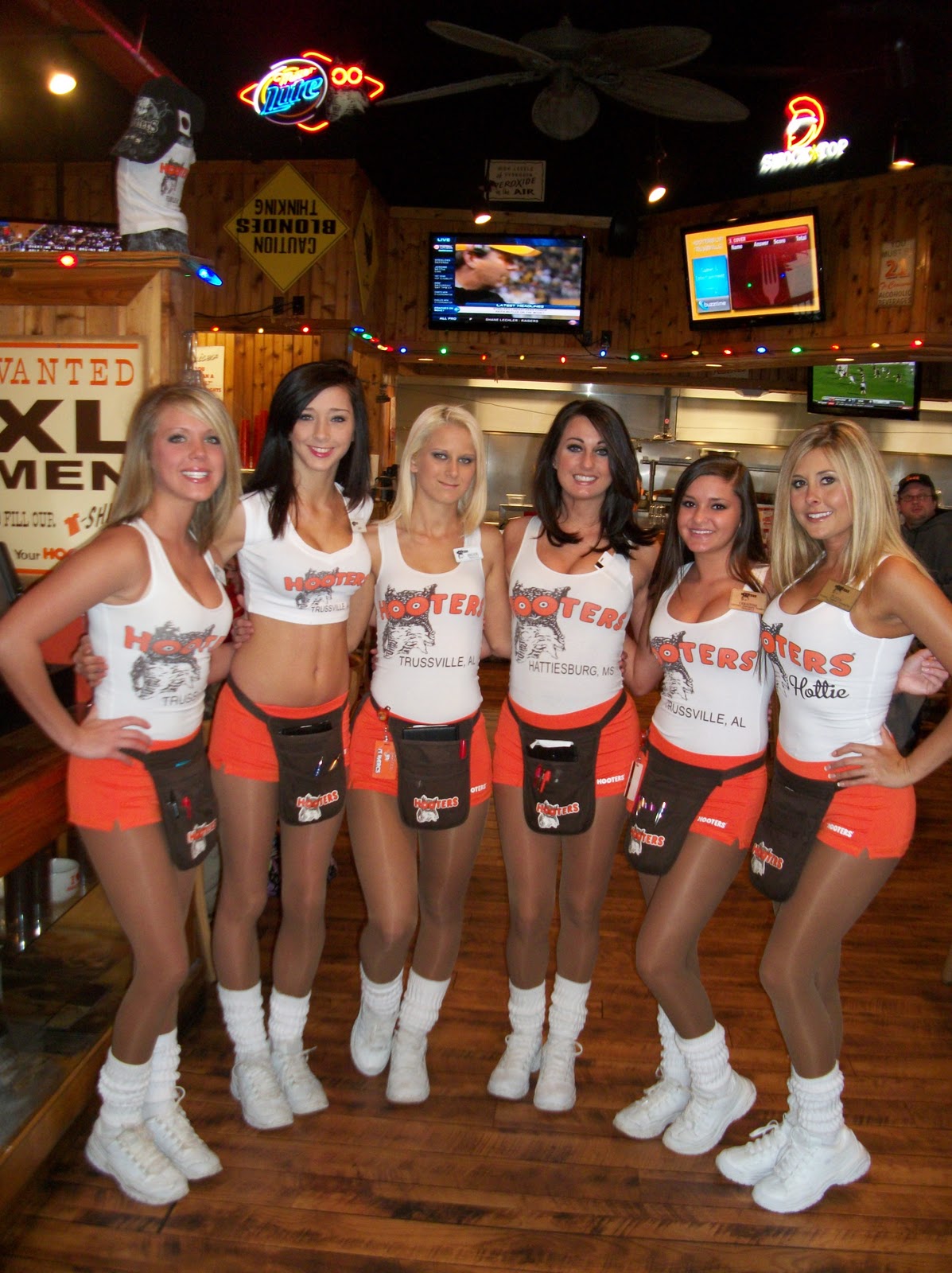 Indy's 365 photo challenge Lunch at Hooters Day 34