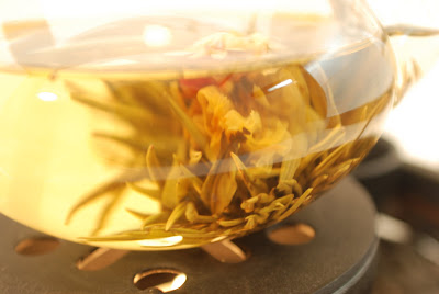 CAKE ON THE BRAIN: HOLY MACRO: EXPLODING GREEN TEA