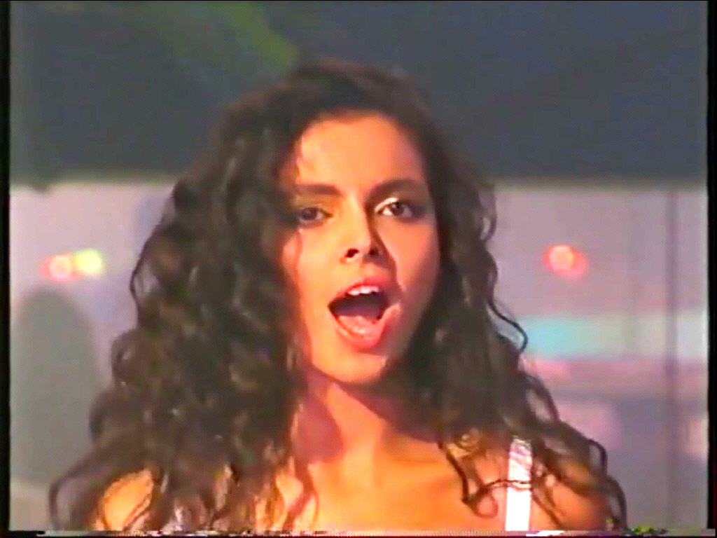 PinUp Club Babes De eerste PinUp Club Pyjamaparty met Vlaamse Denise als gastvrouw en