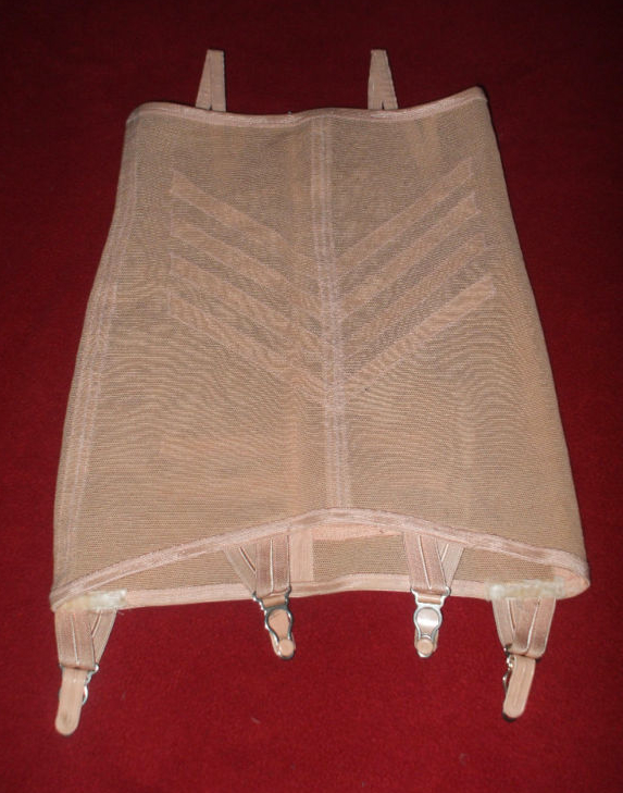 capricegirdle.png