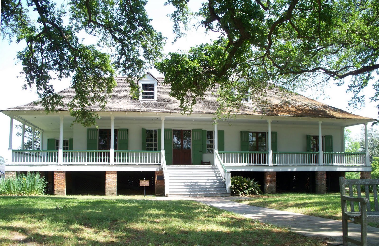 things to do in baton rouge Magnolia Mound Plantation