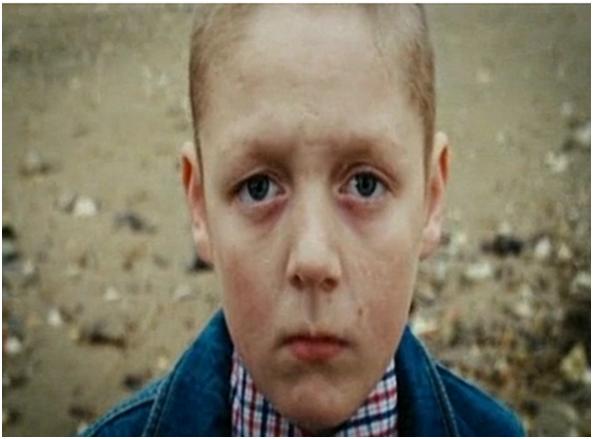 What is england s national sport. Томас Тургус. Это Англия сериал убивает отца. Мем Елагин это Англия. Преступления в Англии.