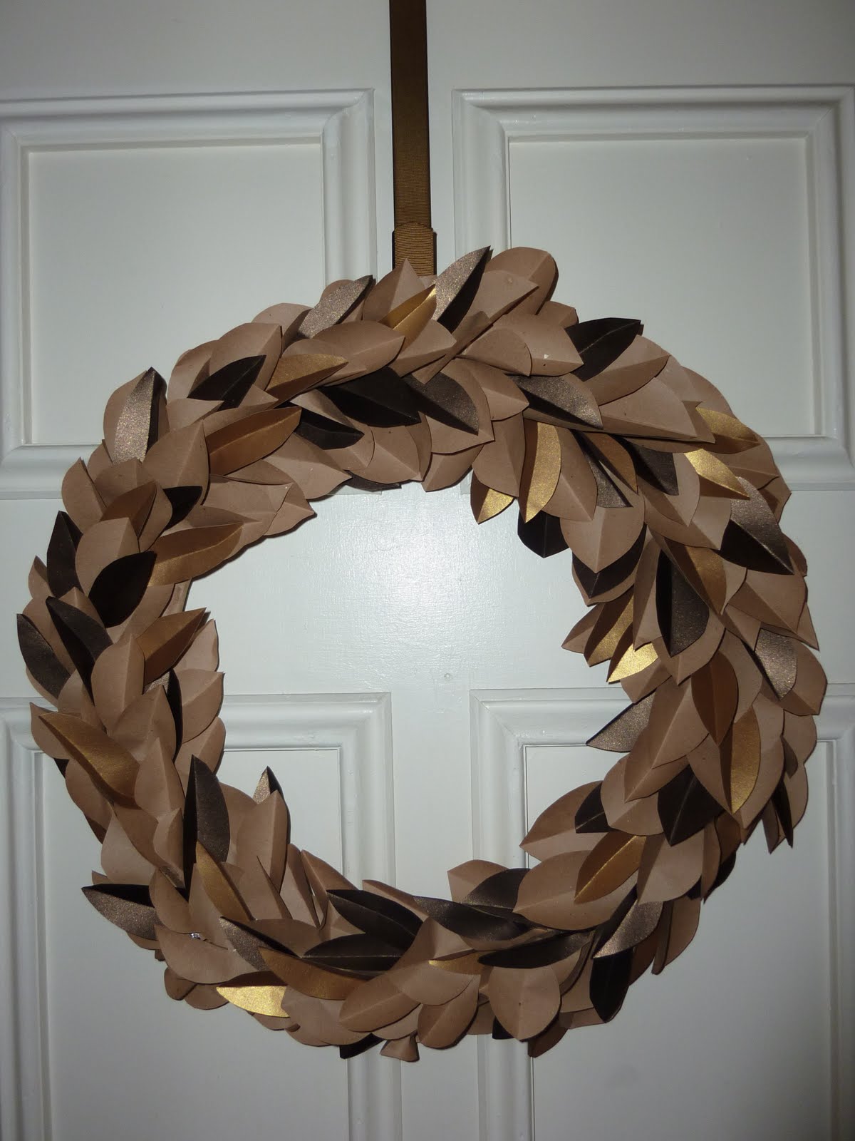 Meet Me in Philadelphia: Fall Crafts, Round 1: Paper Bag Wreath