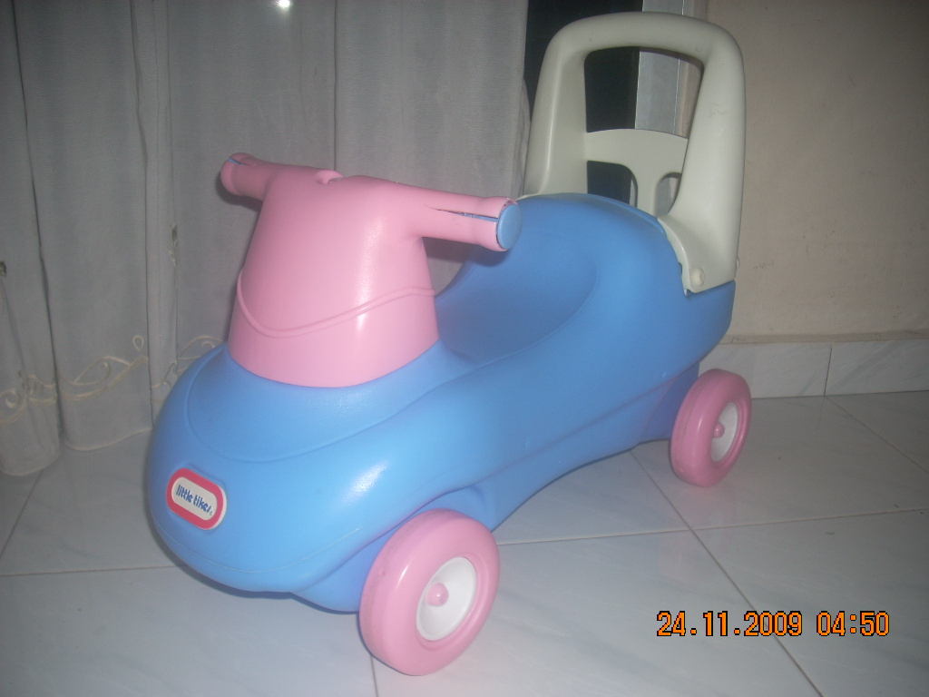 Toys4toddlers Little Tikes Push and Ride Racer